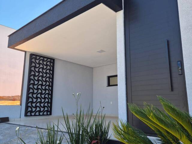 #RR975 - Casa em condomínio para Venda em Sorocaba - SP
